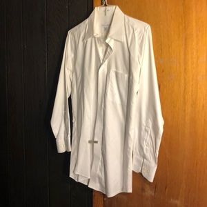 Joseph & Feiss White button. Warn, minor discoloring on collar. Signs of wear